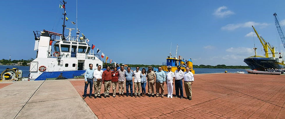 Recepción del nuevo remolcador en Puerto Chiapas