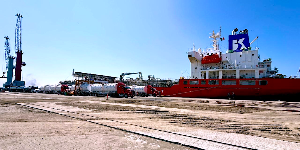 Arribo del Buque Quimiquero “XENA” a Puerto Chiapas