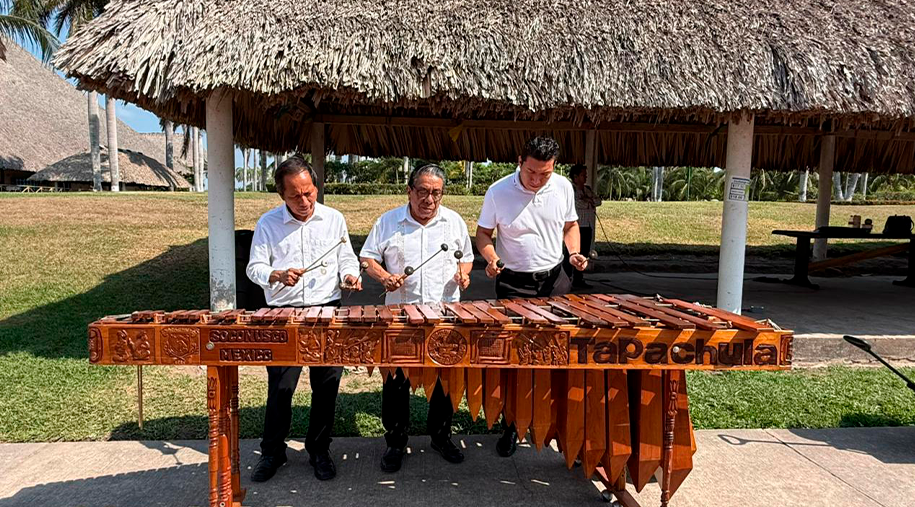 Puerto Chiapas registra arribo del buque granelero TSL Rosemary para exportación de azúcar