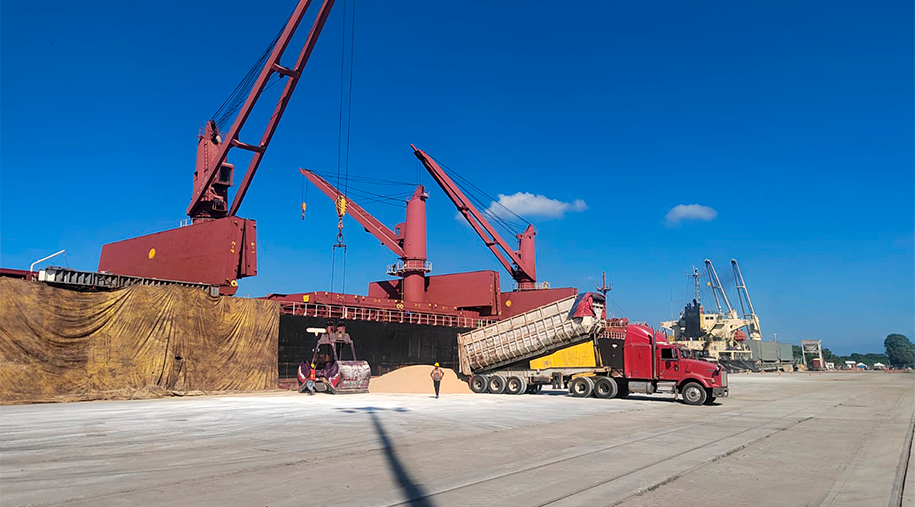 Arribo del crucero SEABOURN SOJOURN a Puerto Chiapas