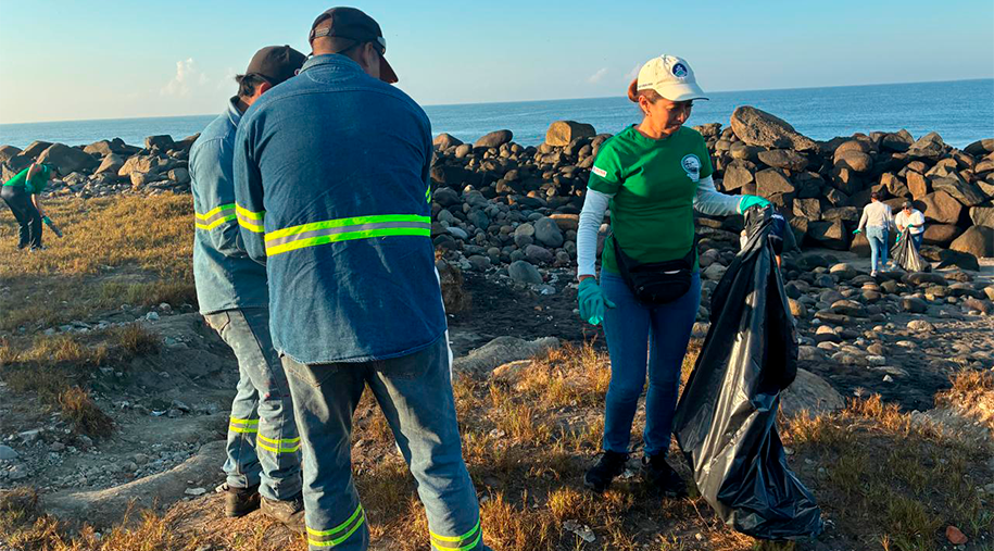 Puerto Chiapas registra arribo del buque granelero TSL Rosemary para exportación de azúcar